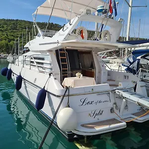 Luxury Yacht - Lex Of The Seas Botel