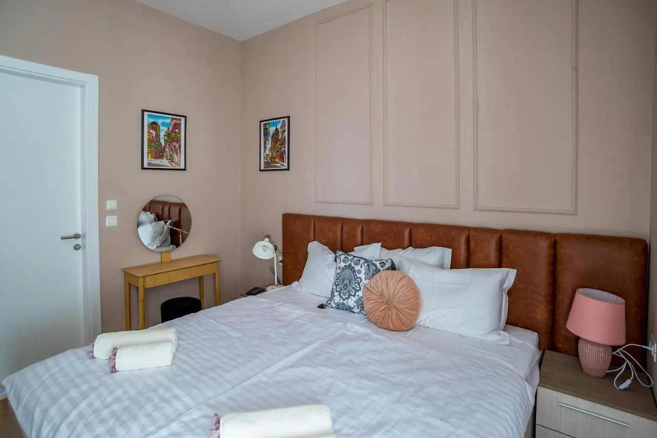 Center De Lux Studios “ Zara “ Split Apartment
